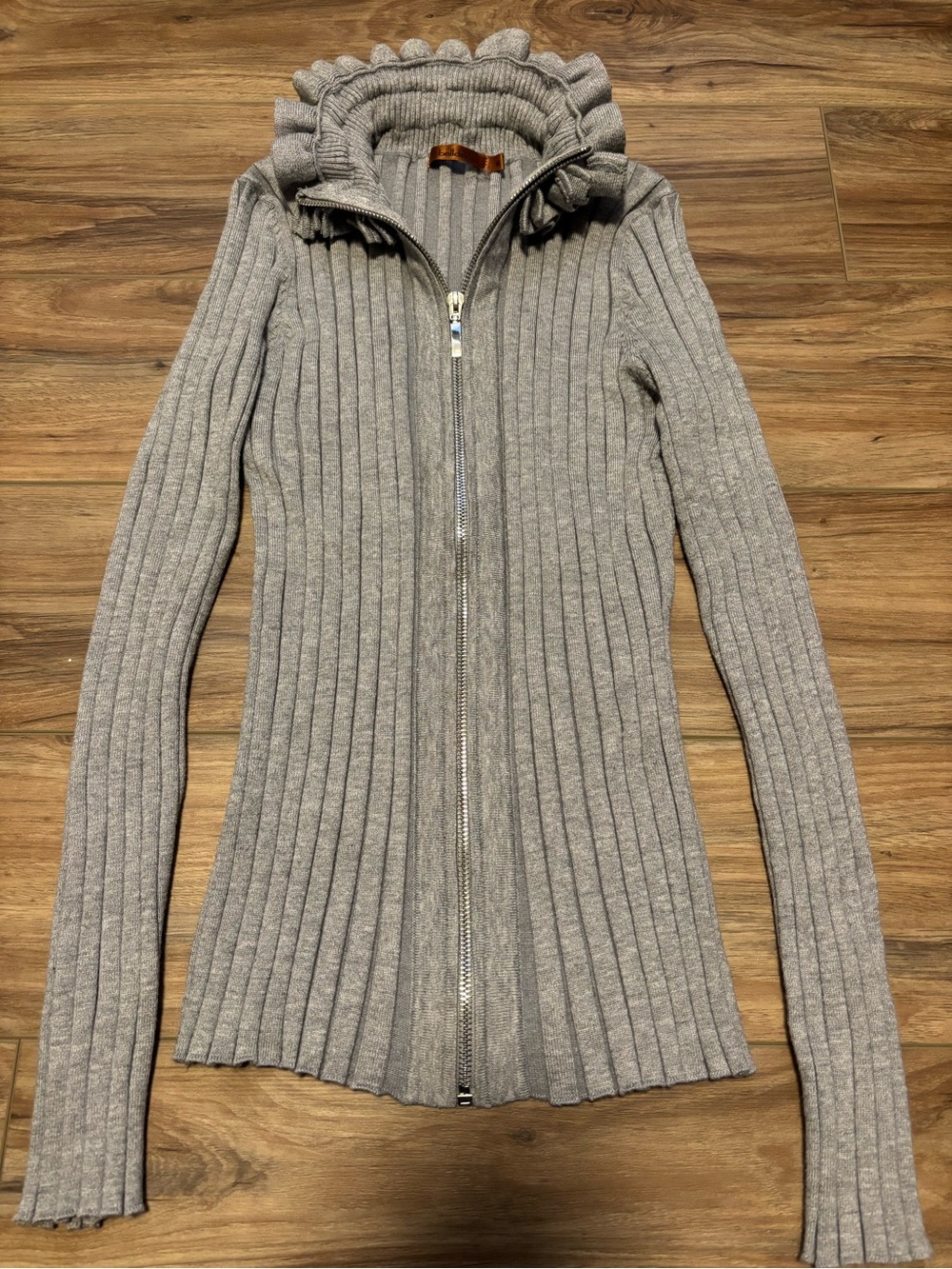 Y2K style Belldini grey zip up sweater with ruffle neck detail size medium